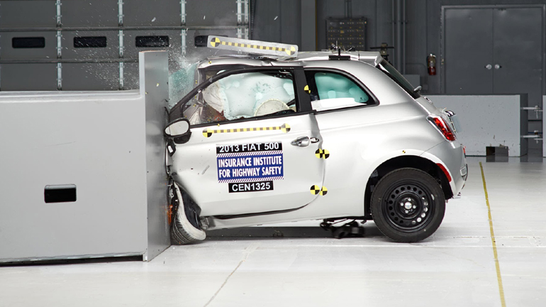 Στο Safety Centre της Fiat – Chrysler έχουν ήδη καταστρέψει 20.000 αυτοκίνητα!